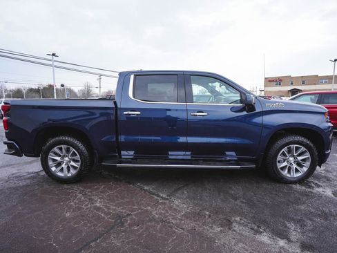 Used 2022 Chevrolet Silverado 1500 High Country w/ Safety Package II AWD/4WD image 4