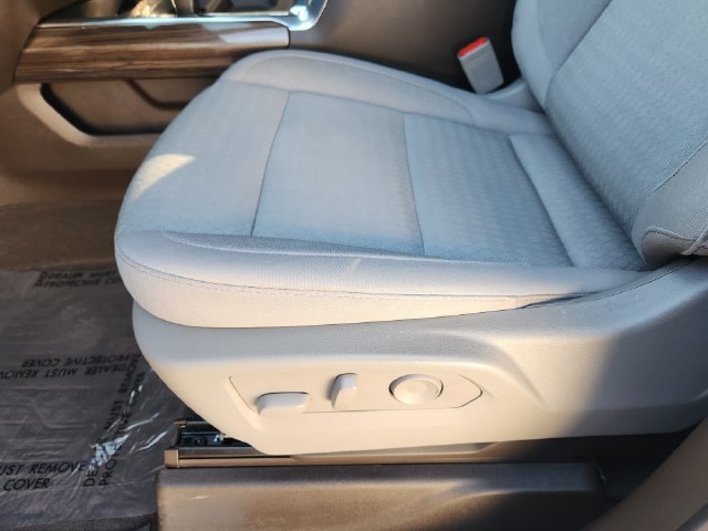 Used 2025 Chevrolet Silverado 1500 LT Trail Boss w/ Convenience Package II AWD/4WD image 25