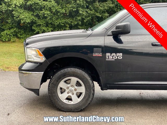 Used 2020 RAM 1500 Classic SLT AWD/4WD image 10