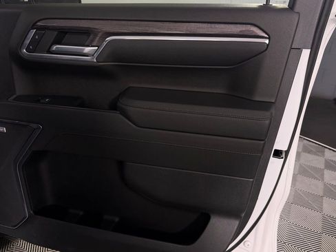 Used 2023 Chevrolet Silverado 1500 LTZ image 32