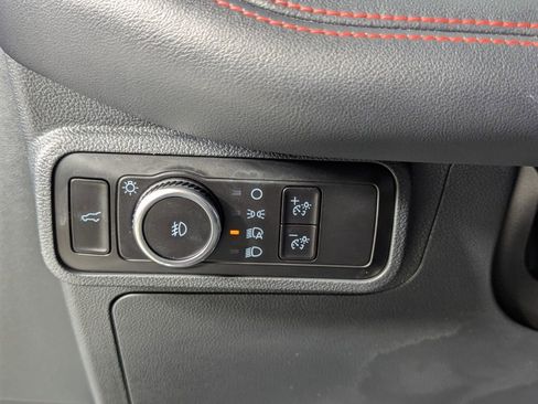 Used 2025 Ford Explorer ST-Line w/ ST-Line Street Pack image 13