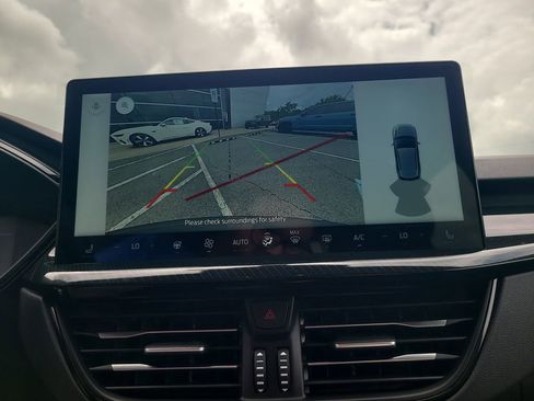 New 2025 Ford Escape ST-Line w/ Equipment Group 301A image 21