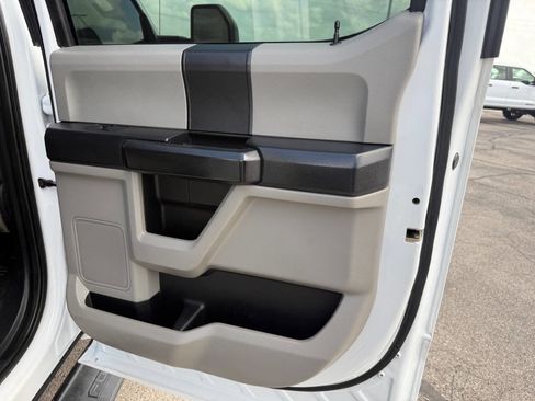 Used 2021 Ford F250 XL w/ Power Equipment Group image 28