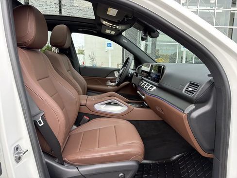 Used 2024 Mercedes-Benz GLE 350 4MATIC image 18