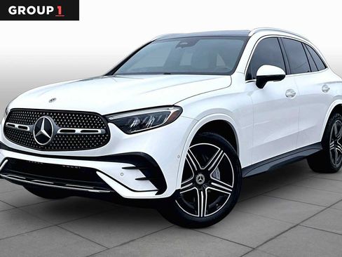Used 2026 Mercedes-Benz GLC 300 4MATIC image 1