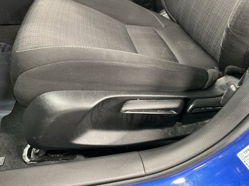 Certified 2022 Honda Civic EX image 30