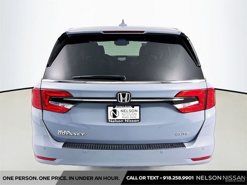 Used 2024 Honda Odyssey Elite image 6