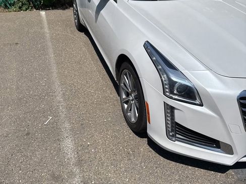Used 2019 Cadillac CTS Luxury RWD image 4