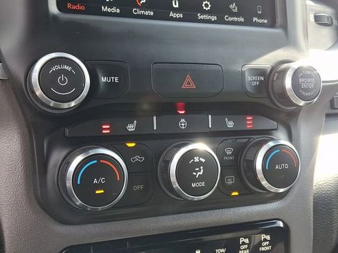 Used 2021 RAM 1500 Big Horn AWD/4WD image 15