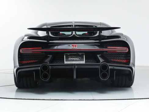 Used 2024 Bugatti Chiron Super Sport image 22