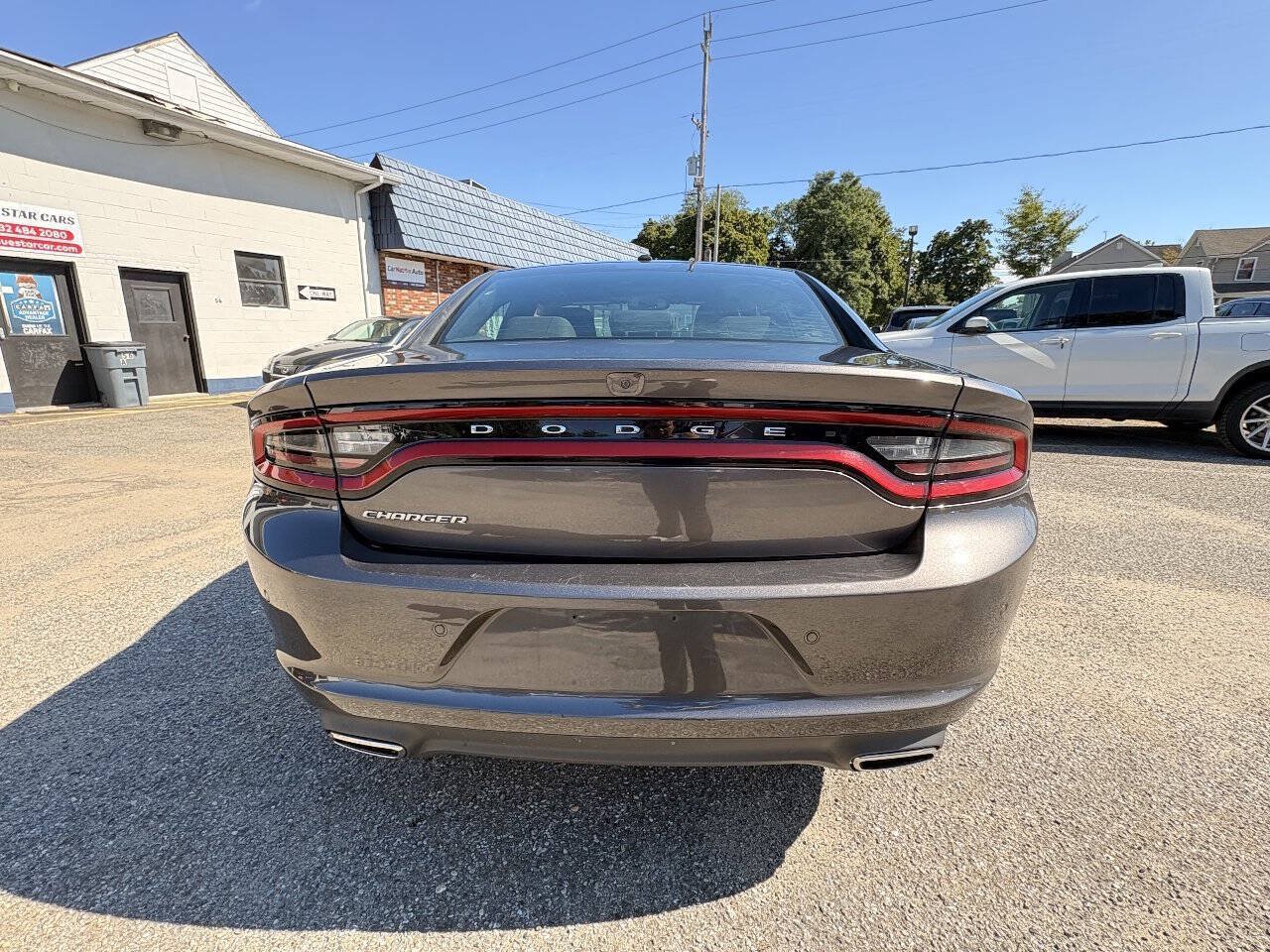 Used 2022 Dodge Charger SXT RWD image 9