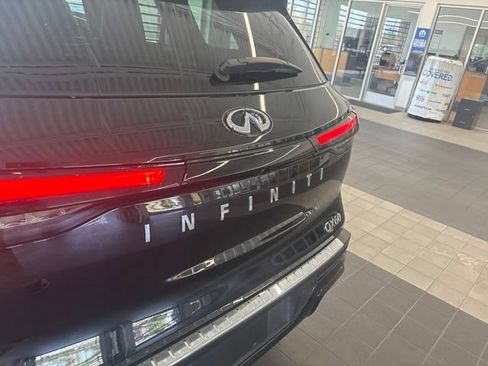 Used 2023 INFINITI QX60 Luxe w/ Vision Package AWD/4WD image 23
