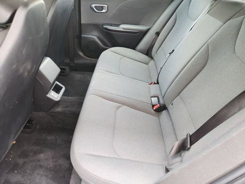 Used 2025 Kia K4 FWD image 31