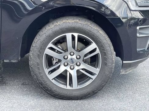 Used 2023 Ford Expedition Max Limited AWD/4WD image 10