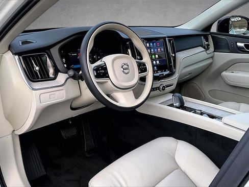 Used 2023 Volvo XC60 B5 Plus w/ Climate Package image 16