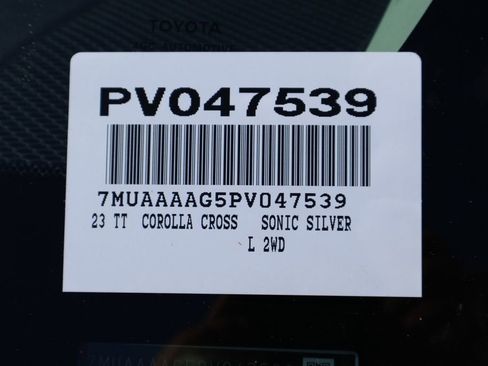 Used 2023 Toyota Corolla Cross L image 6