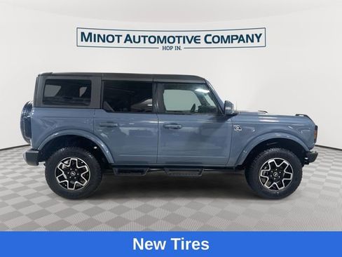 Used 2023 Ford Bronco Outer Banks AWD/4WD image 9