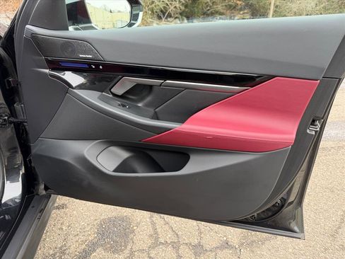 Used 2024 BMW 530i xDrive w/ Premium Package image 20