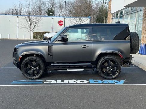 Used 2023 Land Rover Defender 90 V8 AWD/4WD image 16