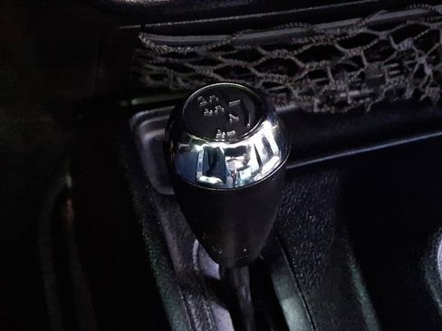 Certified 2018 Jeep Wrangler Sahara w/ Connectivity Group image 26