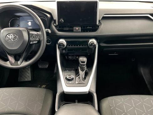 Used 2025 Toyota RAV4 XLE image 13