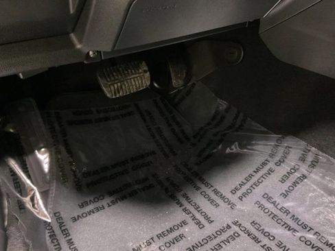 Used 2025 Subaru Impreza 2.0i image 36