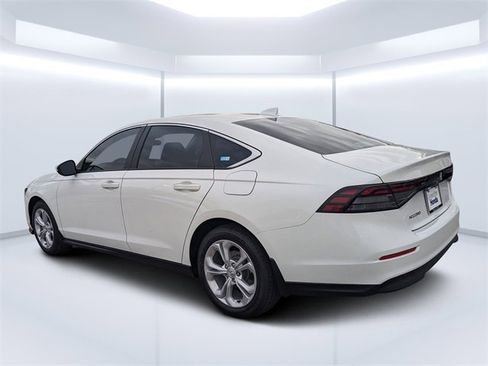 New 2025 Honda Accord LX image 5