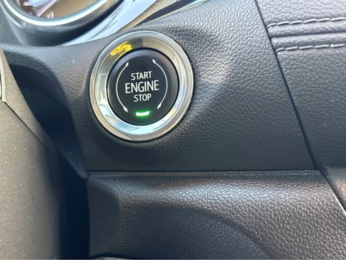 Used 2023 Buick Encore GX Essence w/ Experience Buick Package image 7