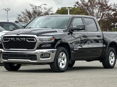 Used 2025 RAM 1500 Big Horn image 8