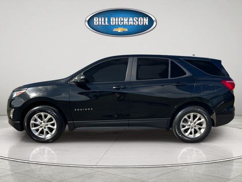 Used 2020 Chevrolet Equinox LS w/ LS Convenience Package AWD/4WD image 4