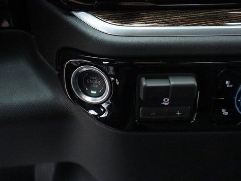 New 2026 GMC Sierra 2500 SLE w/ SLE Value Package; image 35