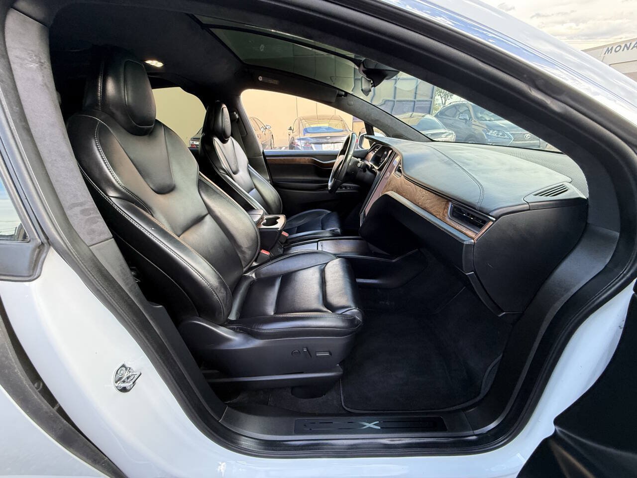 Used 2021 Tesla Model X Long Range AWD/4WD image 25