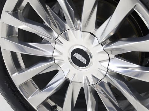 Used 2022 Cadillac Escalade ESV Premium Luxury image 20