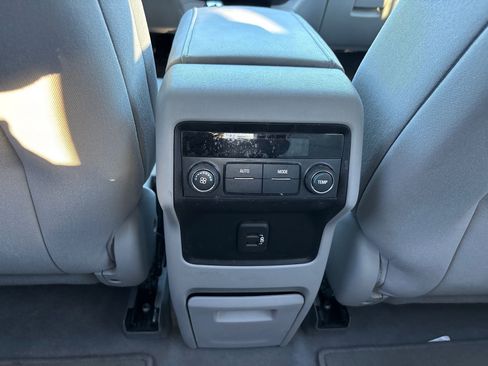 Used 2019 GMC Acadia SLE w/ Driver Alert Package I image 24