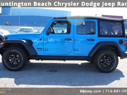 Used 2021 Jeep Wrangler Unlimited Sport image 8