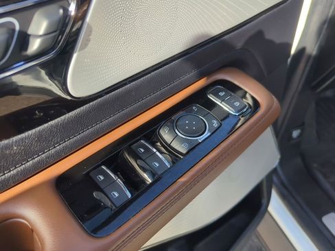 Used 2021 Lincoln Aviator Reserve w/ Equipment Group 201A image 39