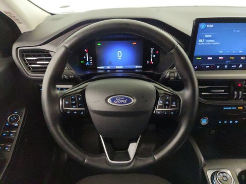 Certified 2024 Ford Escape SE FWD image 10