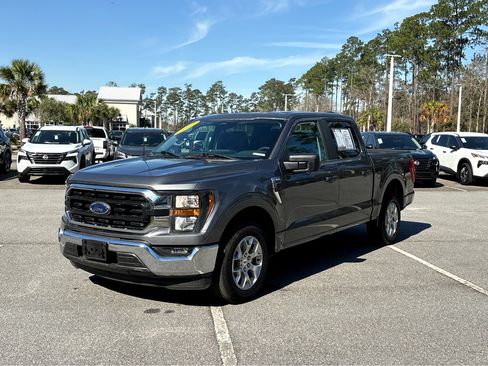 Used 2023 Ford F150 XLT image 3