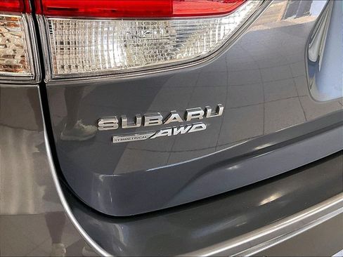 Used 2023 Subaru Forester Premium AWD/4WD image 27