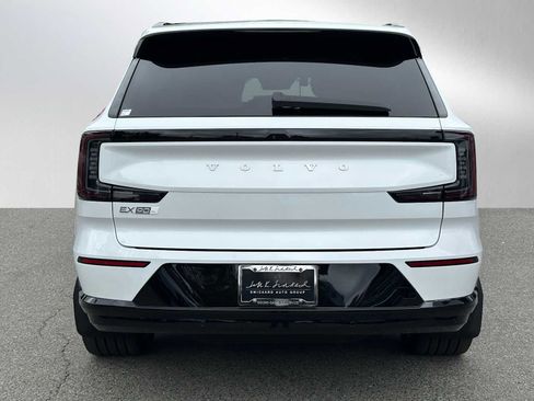New 2025 Volvo EX90 Ultra image 4