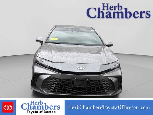 Used 2026 Toyota Camry SE w/ Convenience Package AWD/4WD image 2