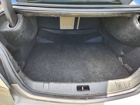 Used 2010 Buick LaCrosse CX FWD image 12