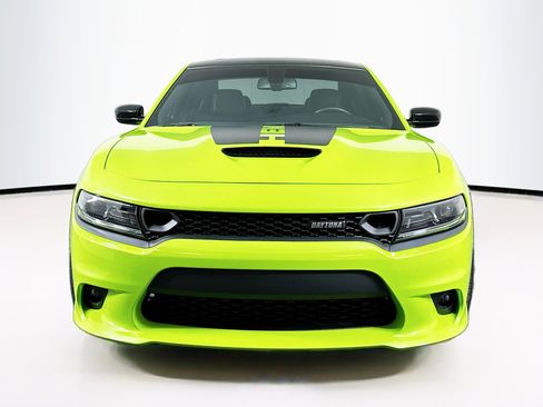 Used 2023 Dodge Charger Scat Pack w/ Daytona Edition Group image 2