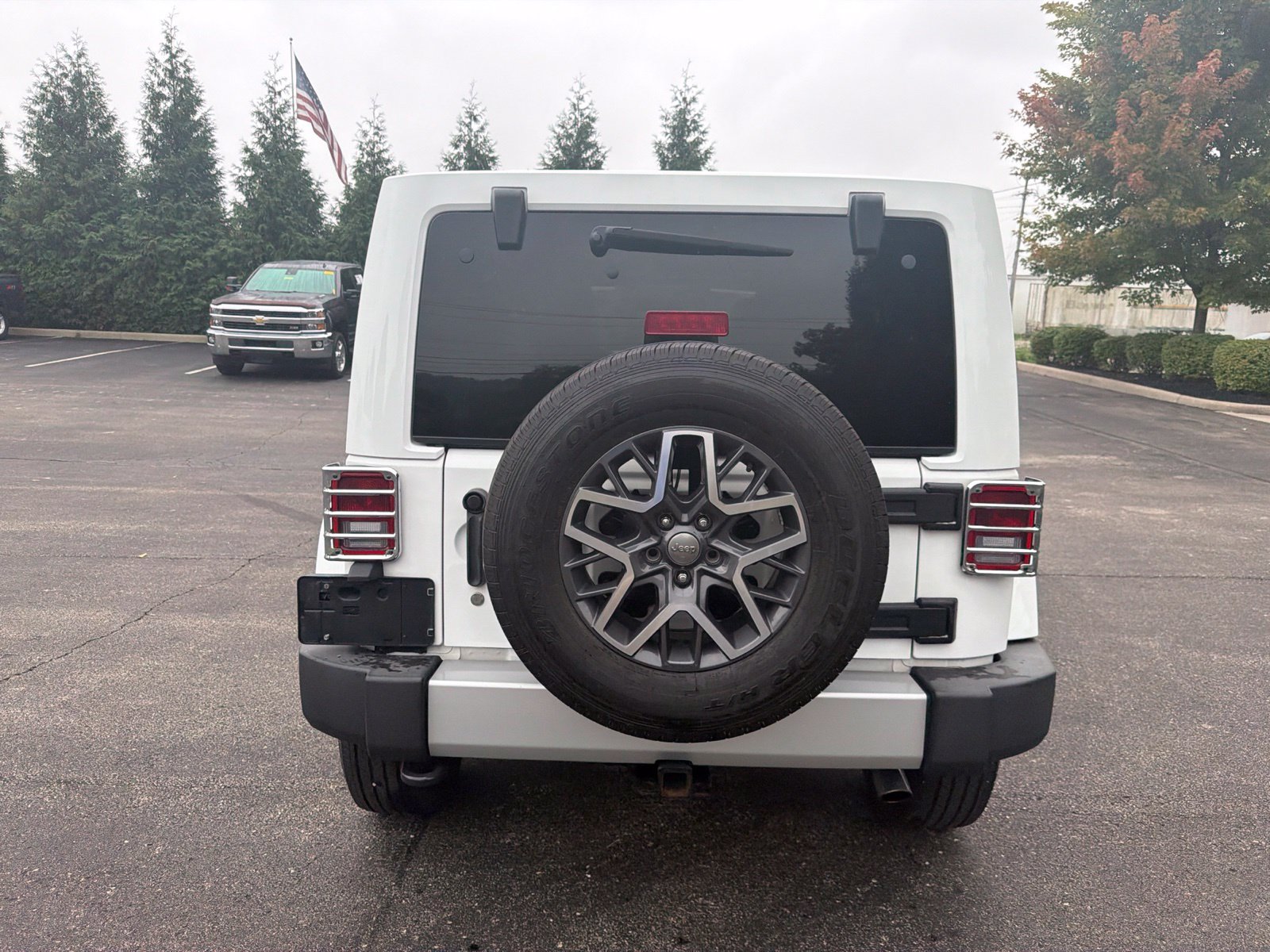 Used 2013 Jeep Wrangler Unlimited Sahara w/ Mopar Chrome Edition Group AWD/4WD image 4