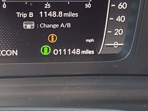 Used 2025 Honda Pilot Elite image 29