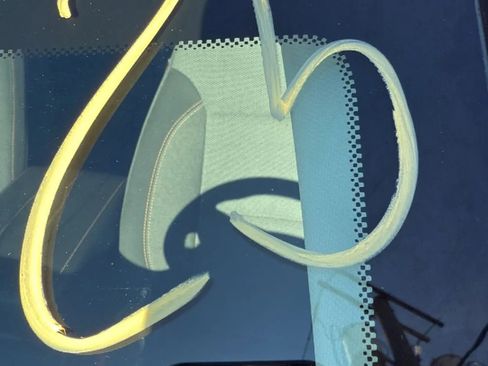 Used 2019 Chevrolet Traverse LT image 32