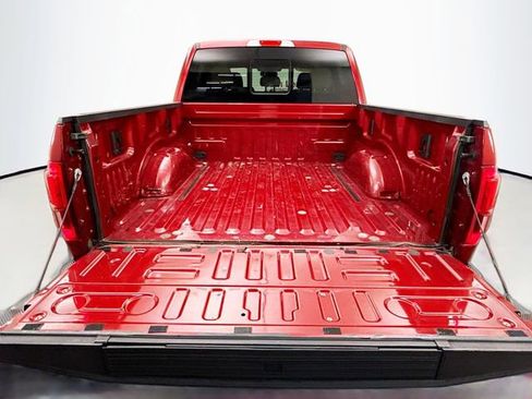 Used 2015 Ford F150 Lariat w/ Equipment Group 502A Luxury AWD/4WD image 25