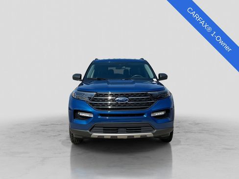 Used 2022 Ford Explorer XLT w/ Equipment Group 202A AWD/4WD image 12
