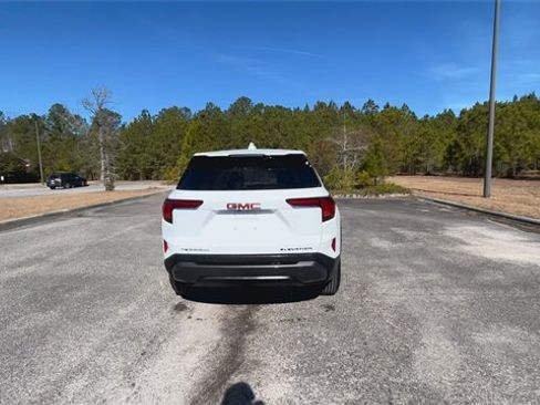 Used 2025 GMC Terrain Elevation image 10