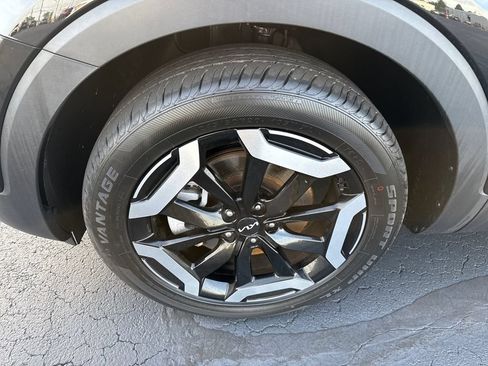 Used 2025 Kia Telluride S AWD/4WD image 23